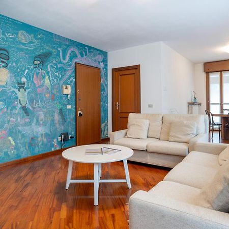 Spacious Bright Apartment Near City Center And Como Lake With Air Conditioning Lecco Exterior foto