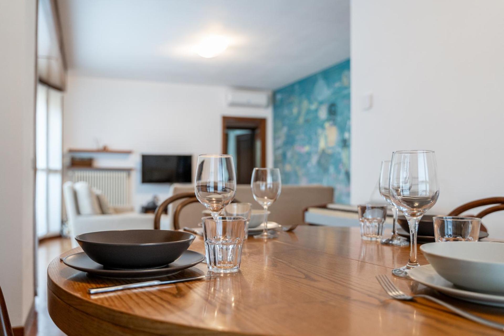 Spacious Bright Apartment Near City Center And Como Lake With Air Conditioning Lecco Exterior foto